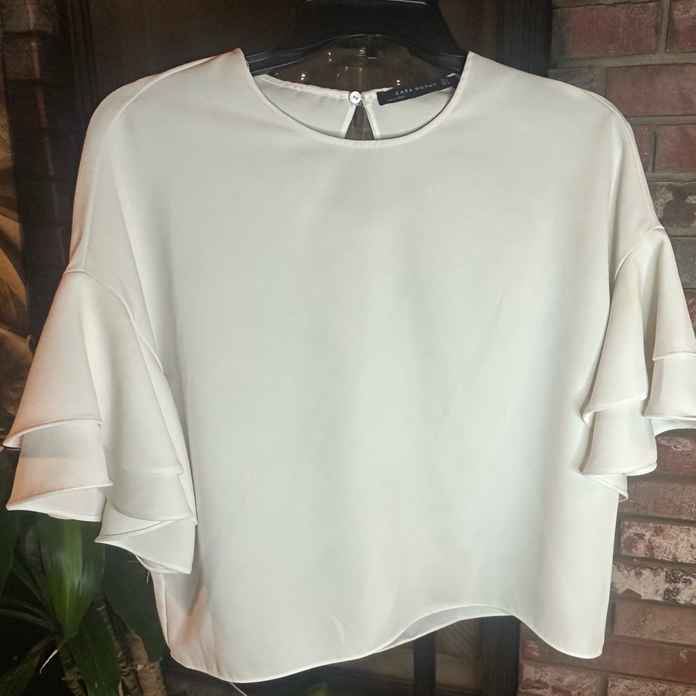 Zara‎ White Ruffle Sleeve Blouse